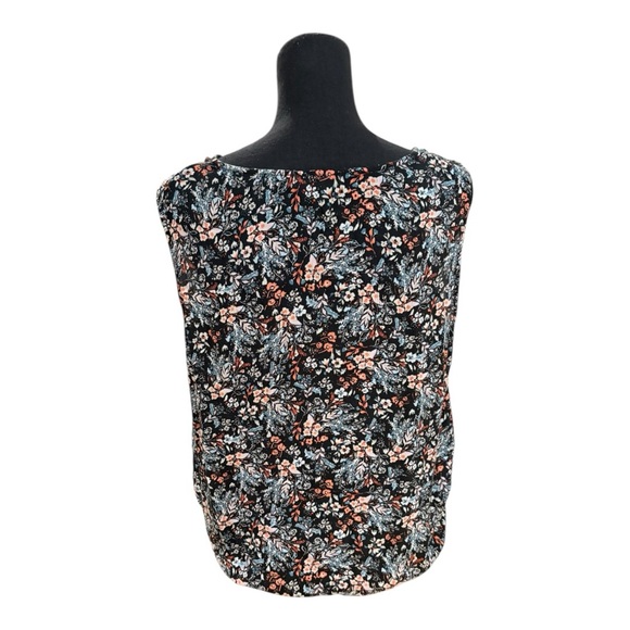 JohnPaulRichard Floral Sleeveless Blouse with Tie-Front - Picture 4 of 6